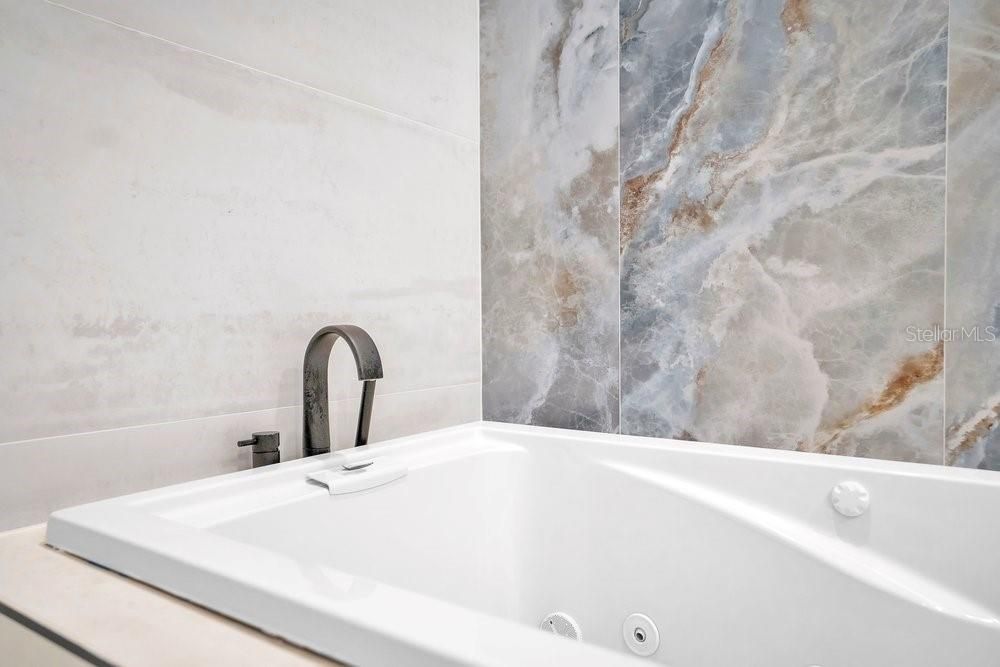 На продажу: $589,900 (4 спален, 3 ванн, 2787 Квадратных фут)