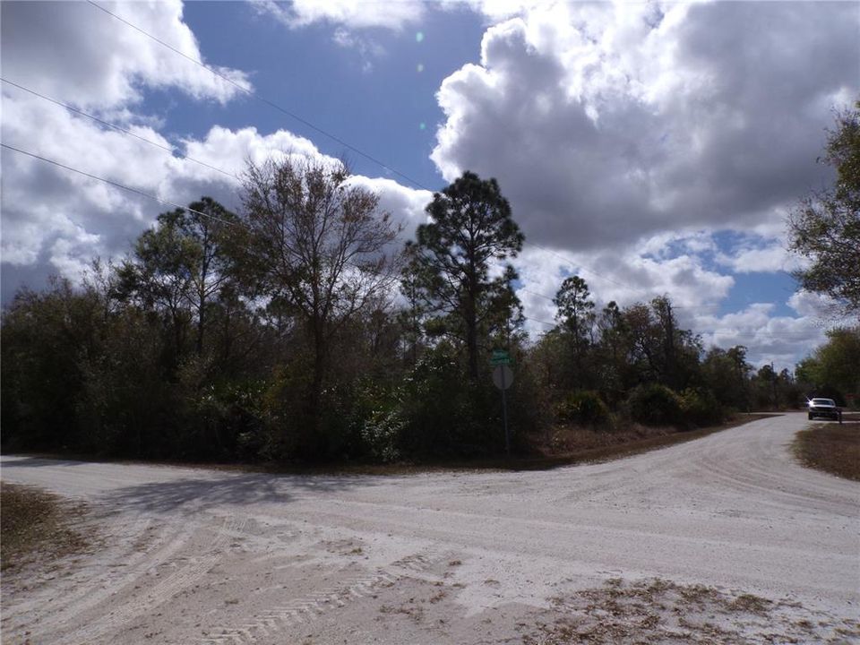 En Venta: $12,990 (0.21 acres)