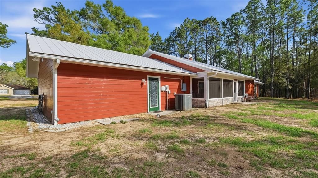 На продажу: $449,900 (3 спален, 2 ванн, 1968 Квадратных фут)