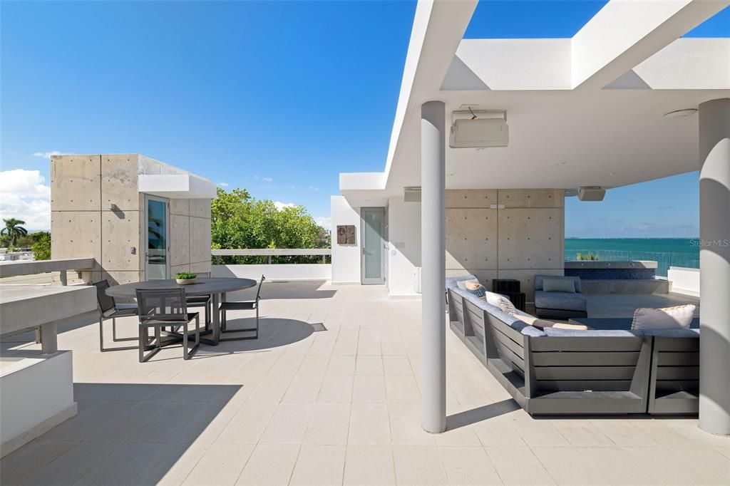 En Venta: $6,100,000 (5 camas, 5 baños, 4494 Pies cuadrados)