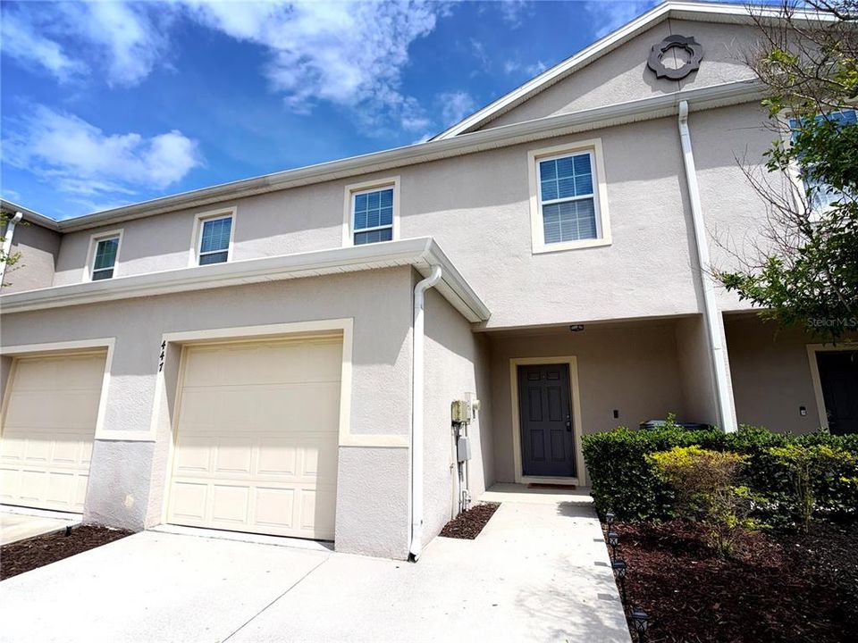 Active With Contract: $1,850 (3 beds, 2 baths, 1530 Square Feet)