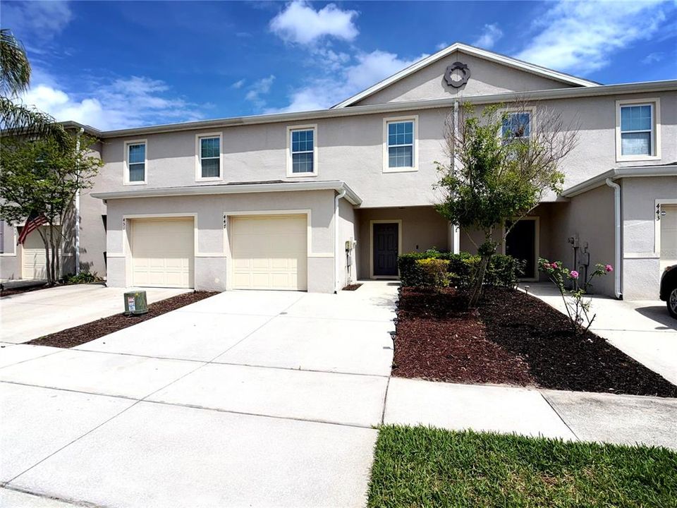 Active With Contract: $1,850 (3 beds, 2 baths, 1530 Square Feet)