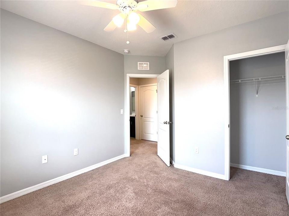 Active With Contract: $1,850 (3 beds, 2 baths, 1530 Square Feet)
