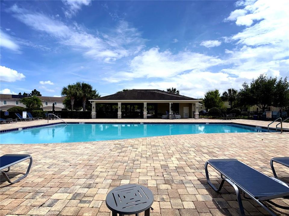 Active With Contract: $1,850 (3 beds, 2 baths, 1530 Square Feet)