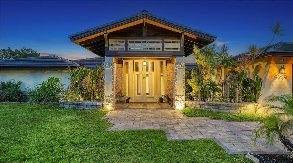 For Sale: $1,685,000 (4 beds, 4 baths, 2790 Square Feet)