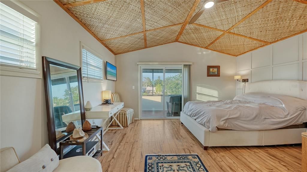 For Sale: $1,685,000 (4 beds, 4 baths, 2790 Square Feet)