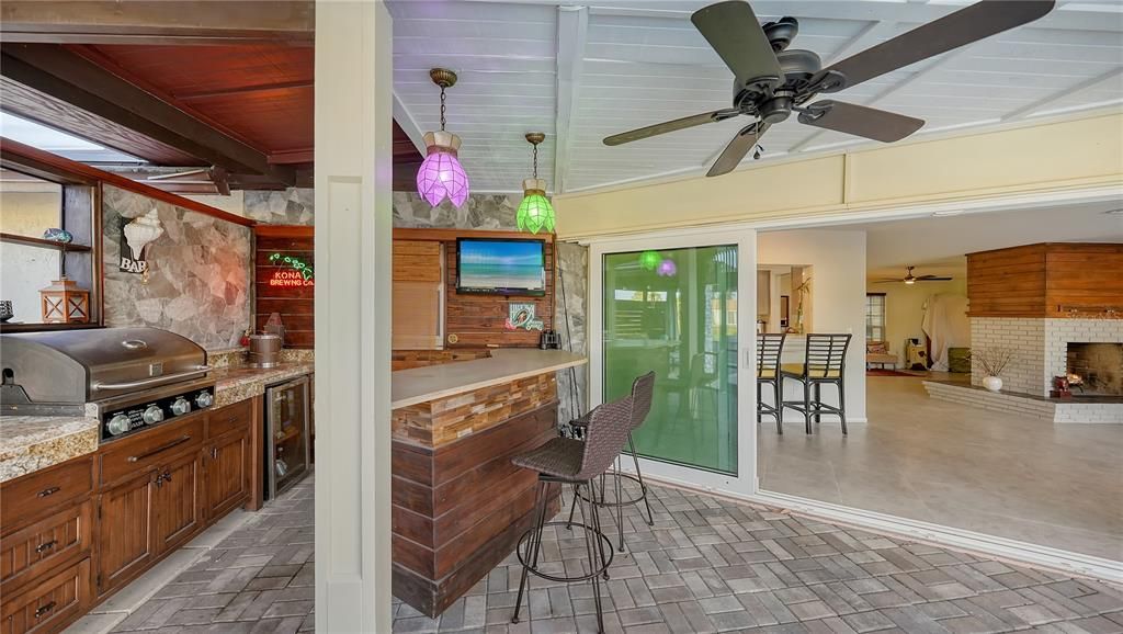 For Sale: $1,685,000 (4 beds, 4 baths, 2790 Square Feet)