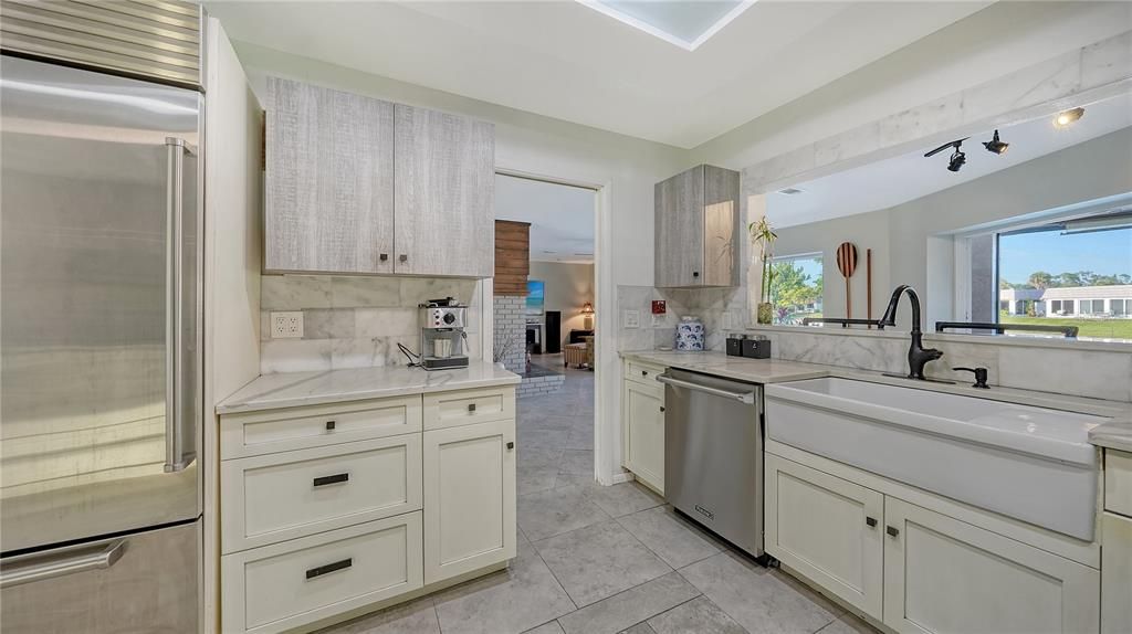 For Sale: $1,685,000 (4 beds, 4 baths, 2790 Square Feet)
