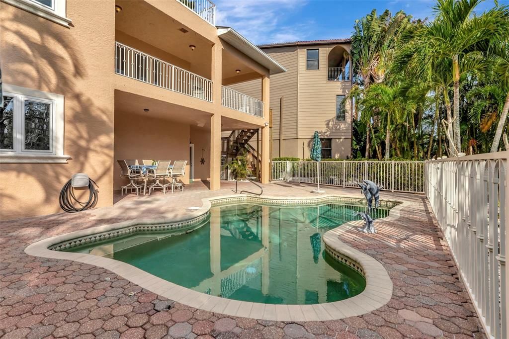 For Sale: $1,675,000 (3 beds, 3 baths, 2978 Square Feet)