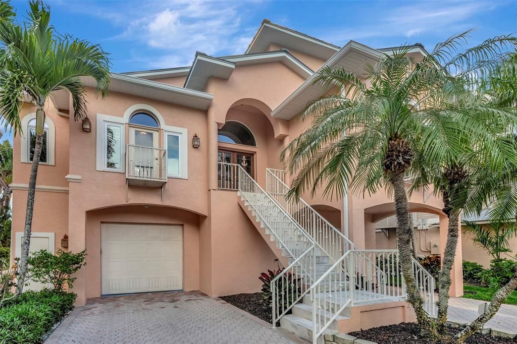 For Sale: $1,675,000 (3 beds, 3 baths, 2978 Square Feet)