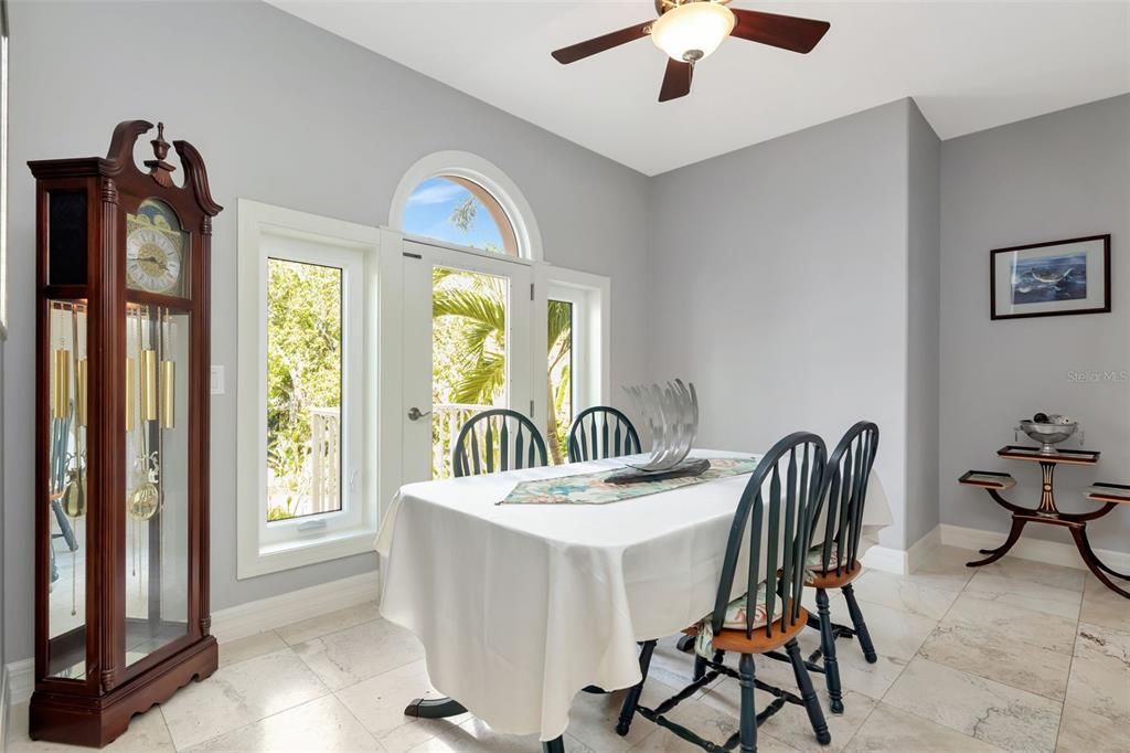 For Sale: $1,675,000 (3 beds, 3 baths, 2978 Square Feet)