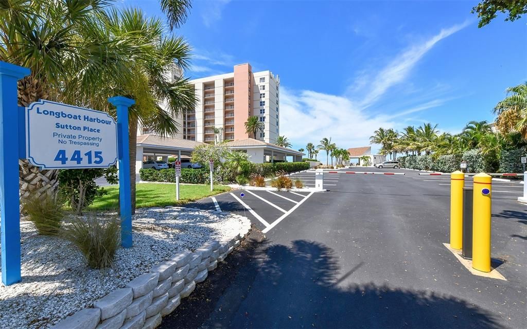 Active With Contract: $535,000 (2 beds, 2 baths, 1376 Square Feet)