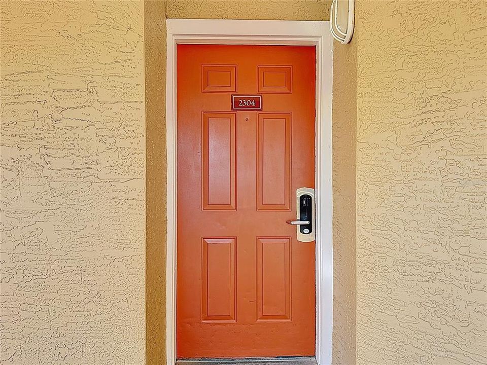 En Venta: $109,900 (2 camas, 2 baños, 806 Pies cuadrados)