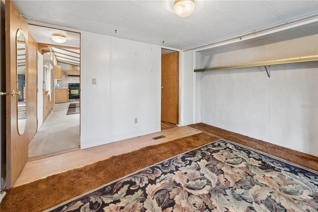 待售: $145,000 (2 贝兹, 2 浴室, 924 平方英尺)