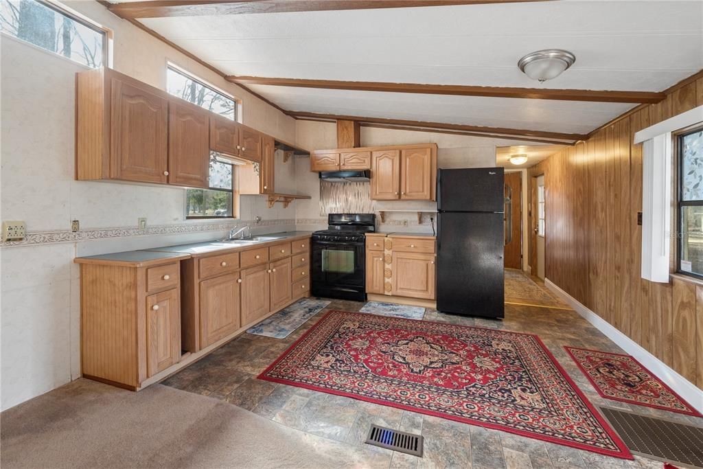 待售: $145,000 (2 贝兹, 2 浴室, 924 平方英尺)