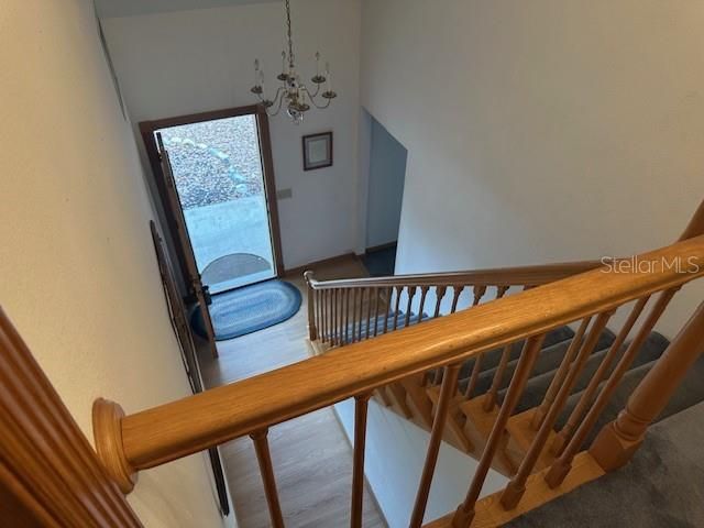 En Venta: $649,000 (4 camas, 3 baños, 2096 Pies cuadrados)