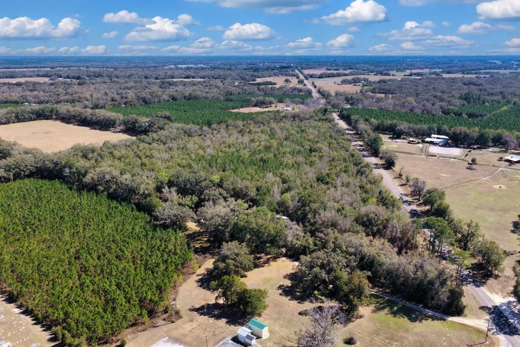На продажу: $476,000 (28.00 acres)