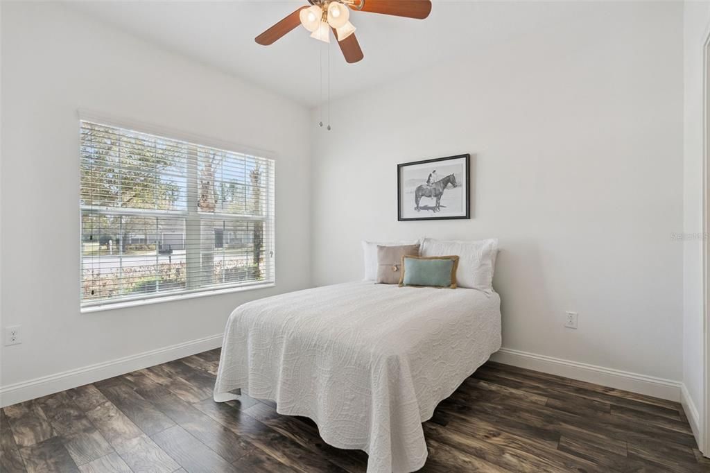 For Sale: $299,000 (2 beds, 2 baths, 1374 Square Feet)