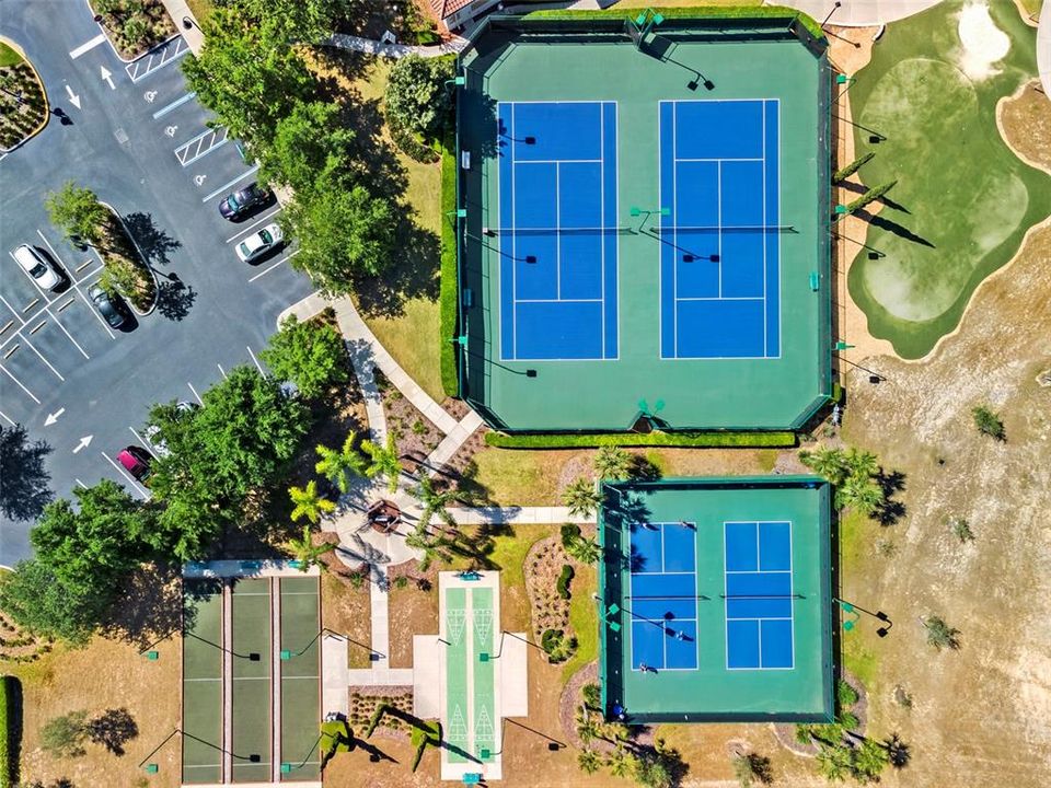 For Sale: $299,000 (2 beds, 2 baths, 1374 Square Feet)