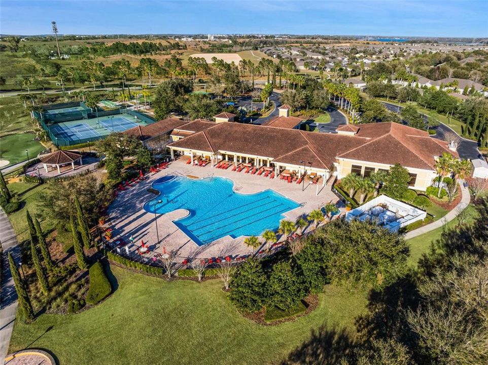 For Sale: $299,000 (2 beds, 2 baths, 1374 Square Feet)