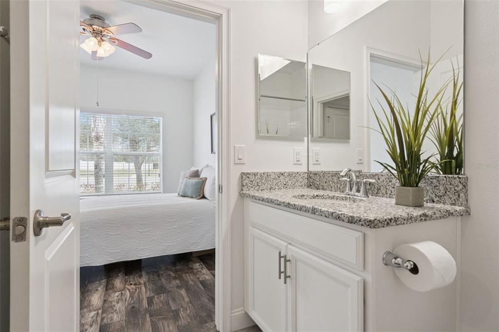 For Sale: $299,000 (2 beds, 2 baths, 1374 Square Feet)