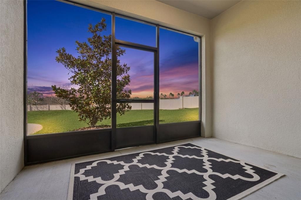 For Sale: $299,000 (2 beds, 2 baths, 1374 Square Feet)