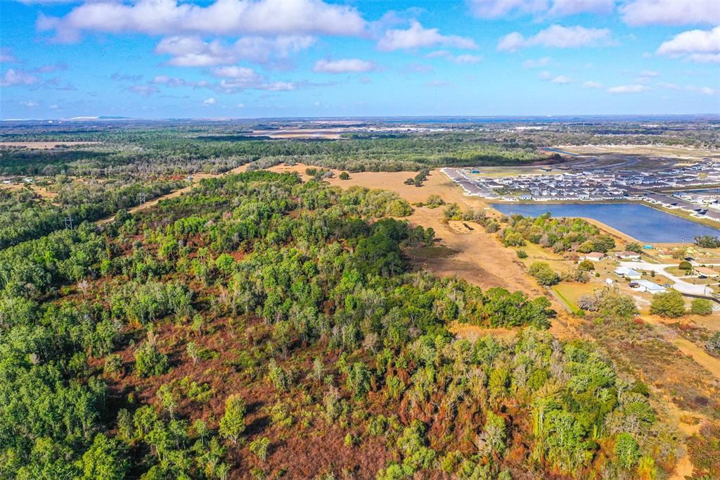 На продажу: $7,000 (1.01 acres)