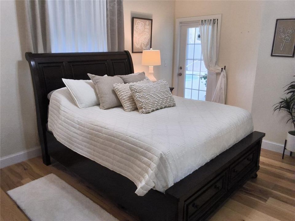 Active With Contract: $510,000 (4 beds, 2 baths, 1977 Square Feet)
