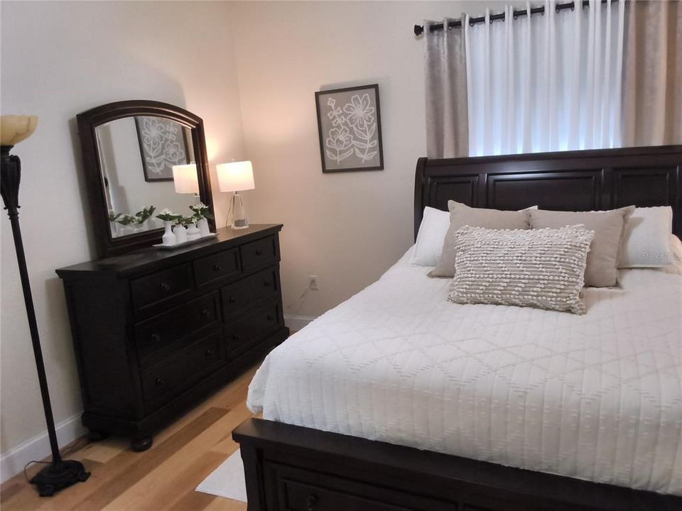 Active With Contract: $510,000 (4 beds, 2 baths, 1977 Square Feet)