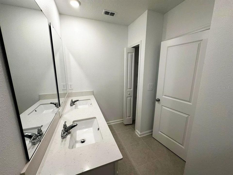 В аренду: $2,950 (4 спален, 3 ванн, 2109 Квадратных фут)