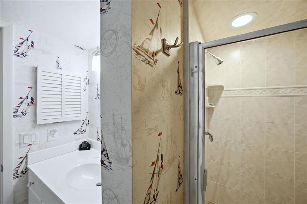 На продажу: $665,000 (2 спален, 2 ванн, 1331 Квадратных фут)