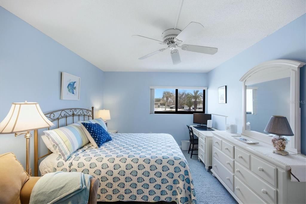 На продажу: $665,000 (2 спален, 2 ванн, 1331 Квадратных фут)