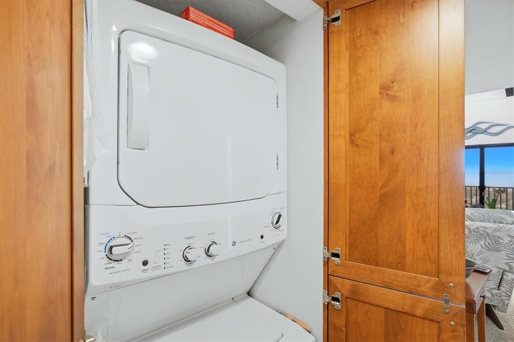 На продажу: $665,000 (2 спален, 2 ванн, 1331 Квадратных фут)