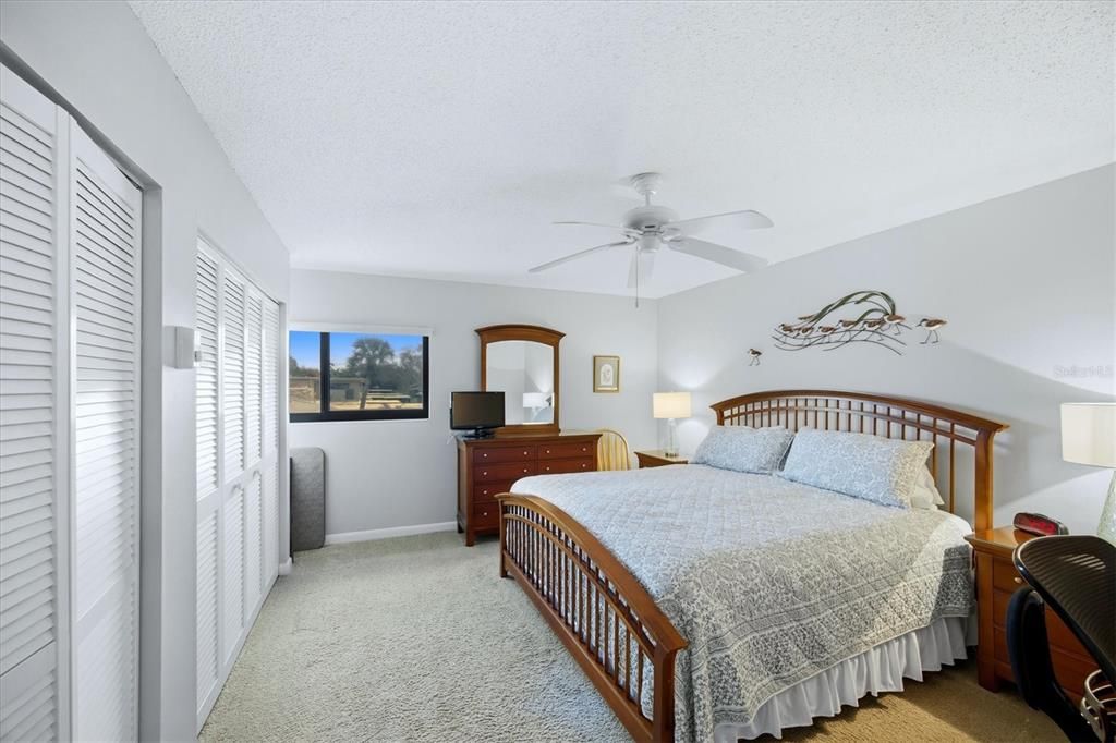 На продажу: $665,000 (2 спален, 2 ванн, 1331 Квадратных фут)