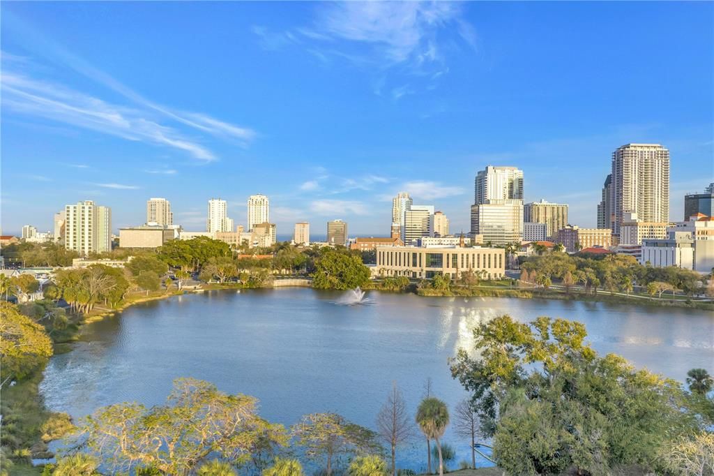 Activo con contrato: $1,790,000 (3 camas, 3 baños, 2169 Pies cuadrados)