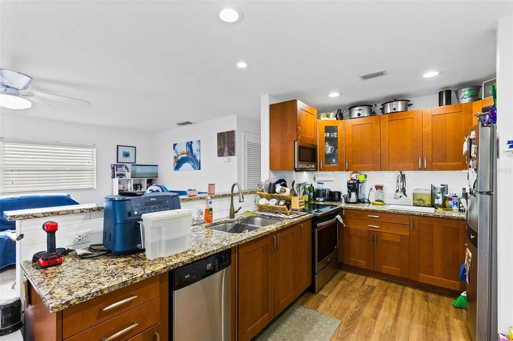 For Sale: $550,000 (4 beds, 0 baths, 2056 Square Feet)
