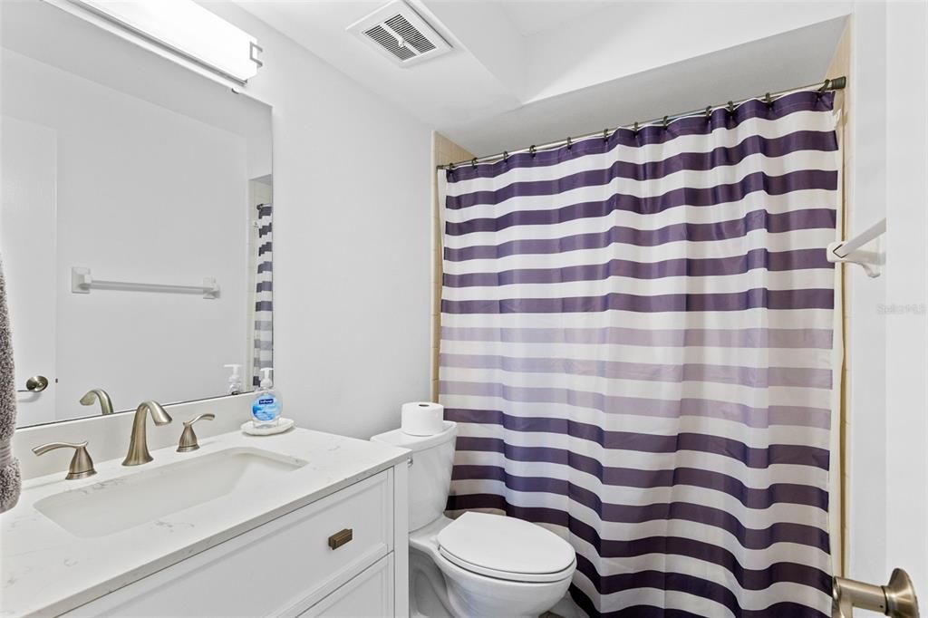For Sale: $550,000 (4 beds, 0 baths, 2056 Square Feet)