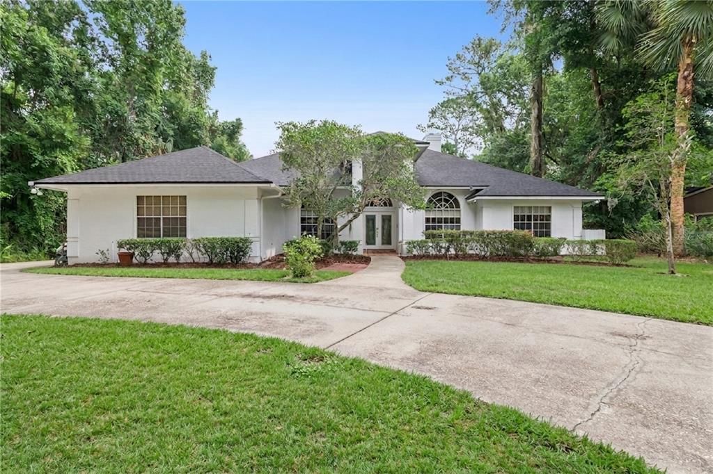 For Sale: $745,000 (4 beds, 3 baths, 3289 Square Feet)