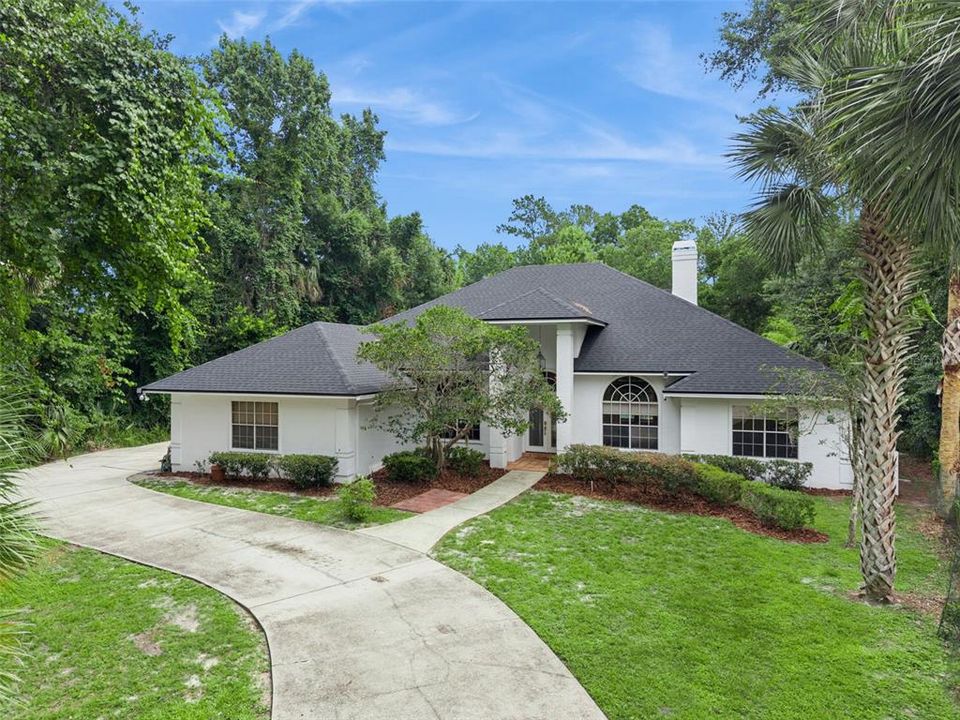 For Sale: $745,000 (4 beds, 3 baths, 3289 Square Feet)