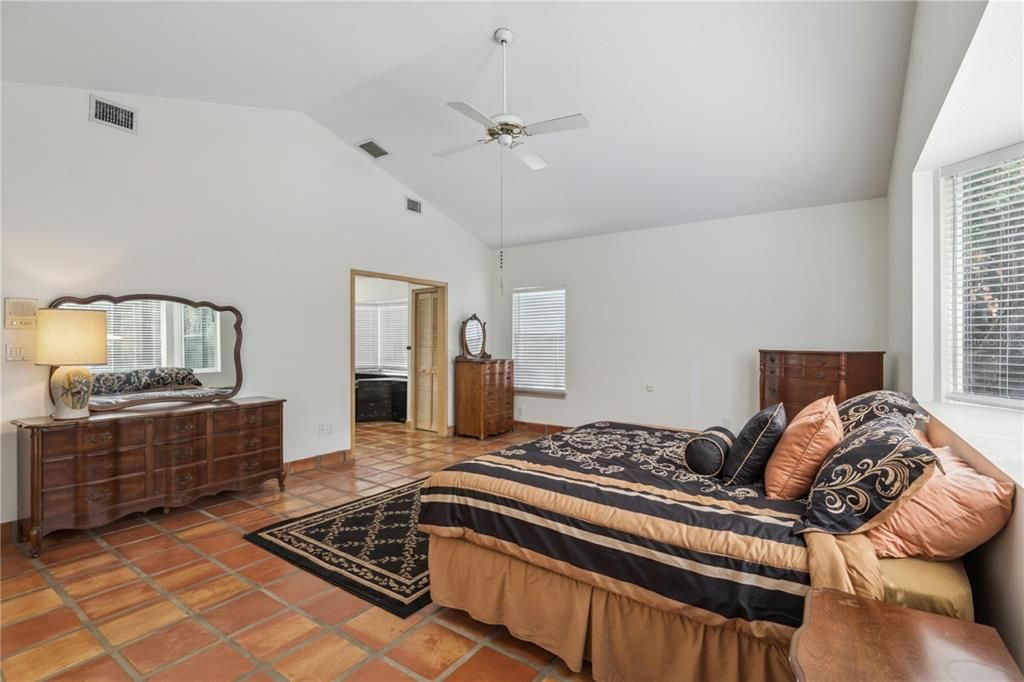 For Sale: $745,000 (4 beds, 3 baths, 3289 Square Feet)