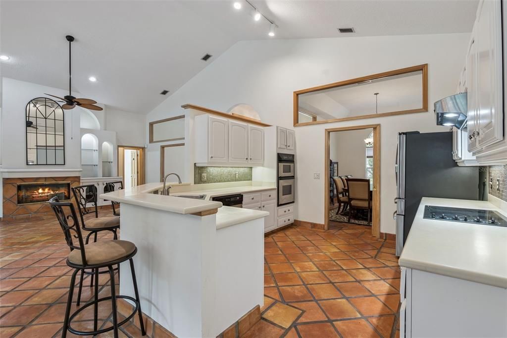 For Sale: $745,000 (4 beds, 3 baths, 3289 Square Feet)