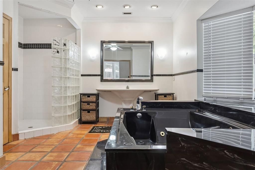 For Sale: $745,000 (4 beds, 3 baths, 3289 Square Feet)