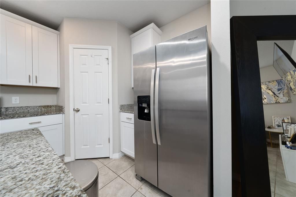 For Sale: $331,990 (3 beds, 2 baths, 1481 Square Feet)