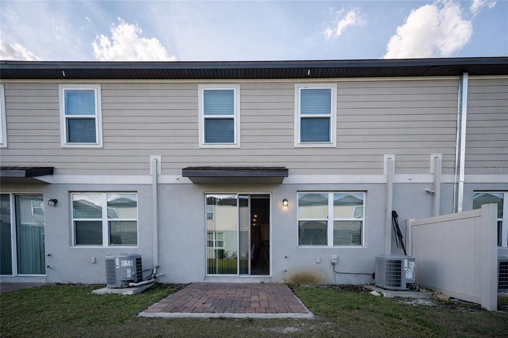 For Sale: $331,990 (3 beds, 2 baths, 1481 Square Feet)