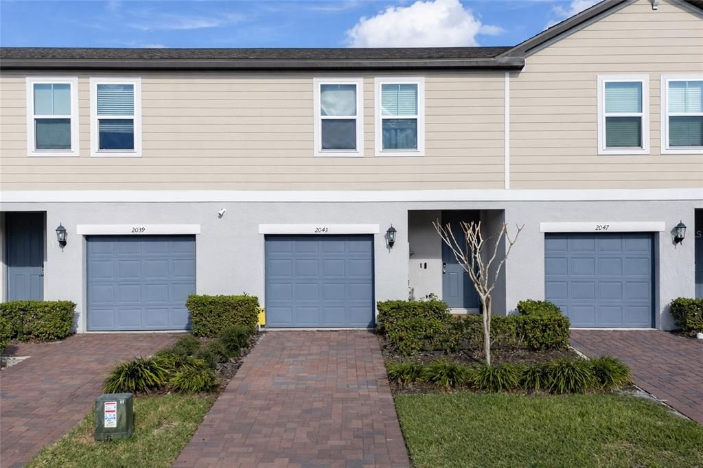 For Sale: $331,990 (3 beds, 2 baths, 1481 Square Feet)