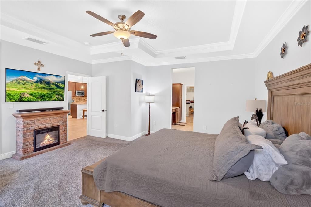 En Venta: $750,000 (4 camas, 3 baños, 2437 Pies cuadrados)