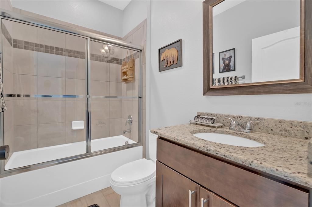 En Venta: $750,000 (4 camas, 3 baños, 2437 Pies cuadrados)
