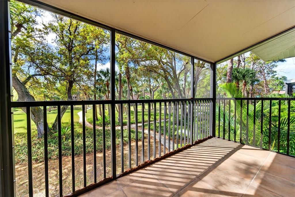 Active With Contract: $159,000 (2 beds, 2 baths, 920 Square Feet)