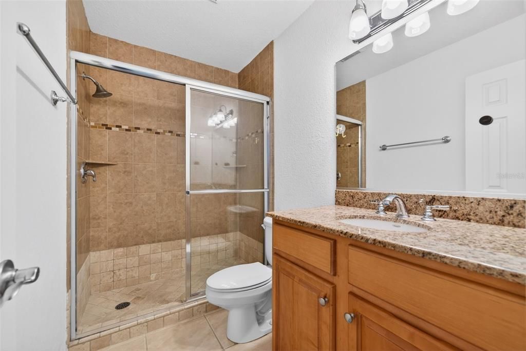 Active With Contract: $159,000 (2 beds, 2 baths, 920 Square Feet)