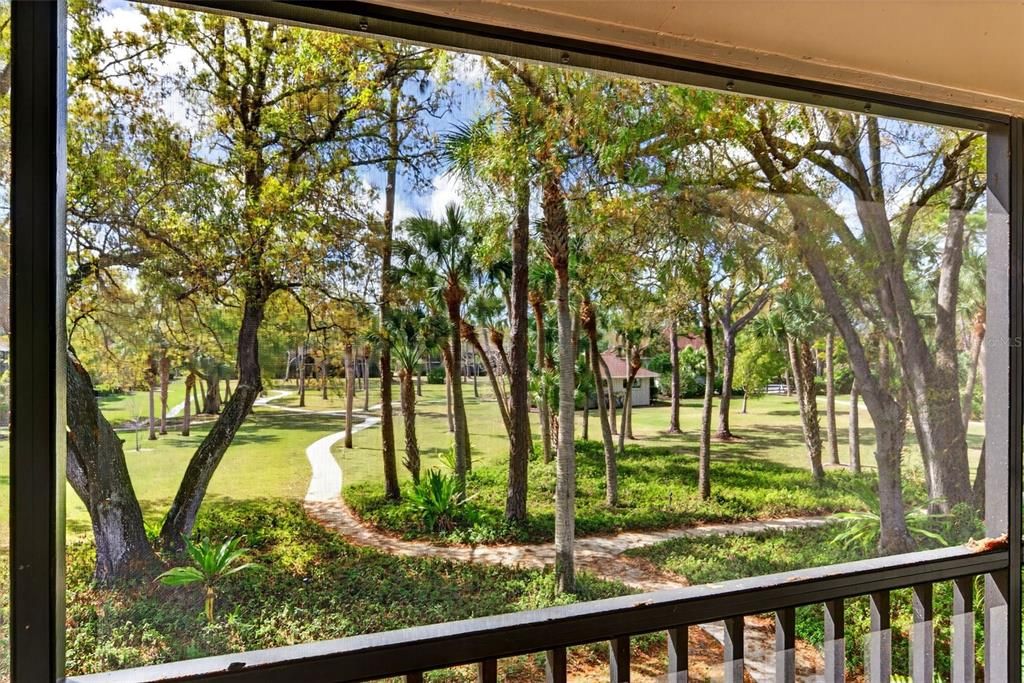 Active With Contract: $159,000 (2 beds, 2 baths, 920 Square Feet)